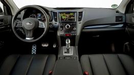 Subaru Legacy V Kombi Facelifting - pełny panel przedni