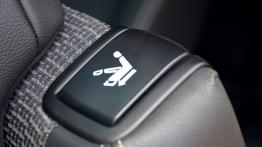 Toyota Verso Minivan Facelifting  KM - galeria redakcyjna - inny element wnętrza z tyłu