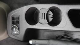 Ford Grand Tourneo Connect 1.6 TDCi - galeria redakcyjna - schowek na kubki