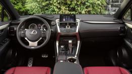 Lexus NX 200t F-Sport (2015) w Seattle - pełny panel przedni