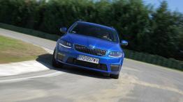 Skoda Octavia III RS Kombi 2.0 TSI (2013) - widok z przodu