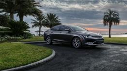 Chrysler 200C (2015) - prawy bok