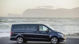 Mercedes klasy V (2014) - prawy bok