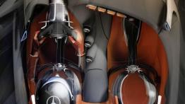 Mercedes AMG Vision Gran Turismo Concept (2013) - szkic wnętrza