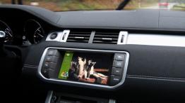 Range Rover Evoque 2.2 SD4 190KM - galeria redakcyjna - ekran systemu multimedialnego