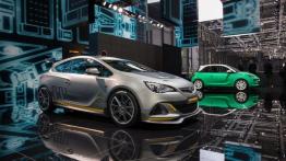 Opel Astra OPC EXTREME (2014) - oficjalna prezentacja auta