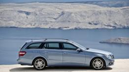 Mercedes E 350 CDI 4MATIC W212 kombi - prawy bok