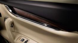 Maserati Quattroporte VI - drzwi pasażera od wewnątrz