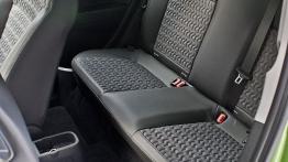 Opel Corsa D Hatchback 3d Facelifting 1.7 CDTI ECOTEC 130KM - galeria redakcyjna - tylna kanapa