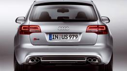 Audi S6 Avant 2008 - widok z tyłu