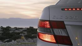 Mercedes CLC - lewy tylny reflektor - włączony