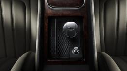 Bentley Continental GT 2011 - tunel środkowy między fotelami