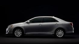 Toyota Camry Hybrid 2012 - lewy bok