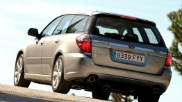 Subaru Legacy Kombi 2008 - widok z tyłu