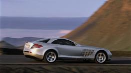 Mercedes Klasa SLR - prawy bok