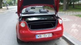 Volkswagen Eos - galeria redakcyjna - tył - bagażnik otwarty