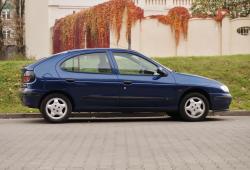 Renault Megane I Hatchback 1.9 dTi 100KM 74kW 1997-2000 - Oceń swoje auto