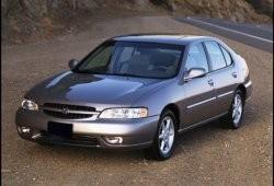 Nissan Altima II 2.4 16V 152KM 112kW 1998-2002