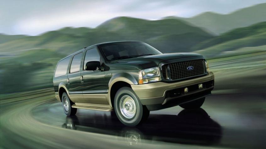 Ford Excursion 6.8 4WD 314KM 231kW 2000-2005