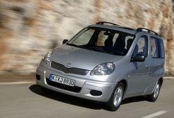 Toyota Yaris Verso 1.5 i 16V 106KM 78kW 1999-2005