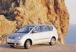 Toyota Avensis Verso 2.4 VVT-i 156KM 115kW 2003-2009