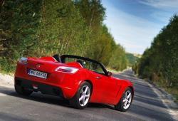 Opel GT II 2.0 turbo ECOTEC 264KM 194kW 2006-2009 - Oceń swoje auto