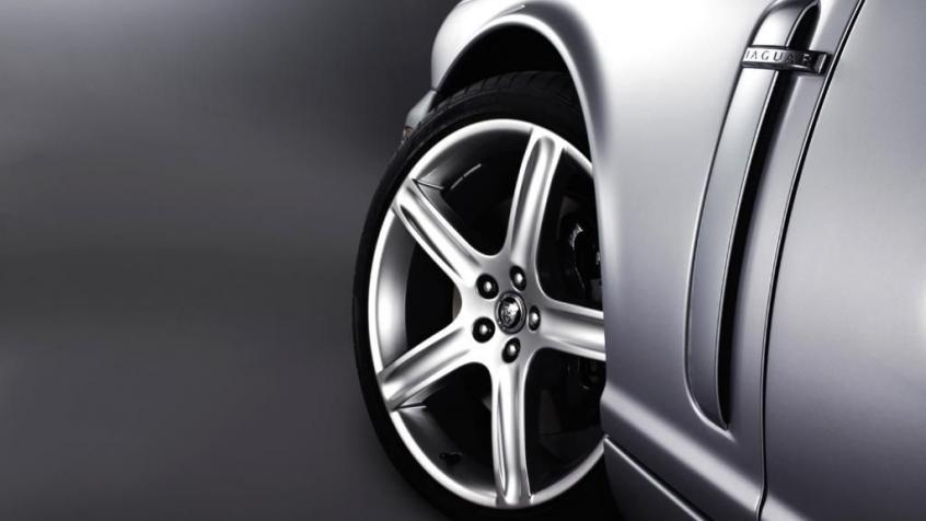 Jaguar XJ VII X350 3.5 i V8 32V 258KM 190kW 2003-2009