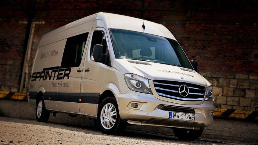 Mercedes Sprinter III Furgon 416 CDI 165KM 121kW od 2009