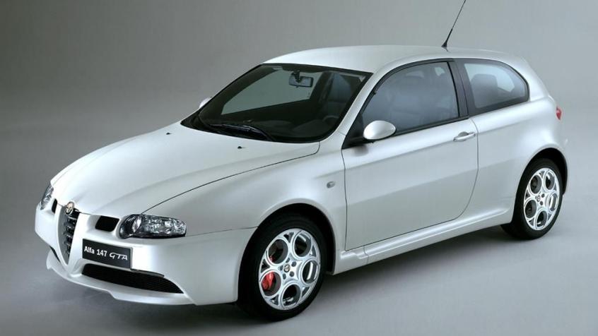 Alfa Romeo 147 GTA 3.2 i V6 24V 250KM 184kW 2002-2010
