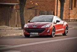 Peugeot RCZ Coupe 1.6L THP 16v 156KM 115kW 2010-2012 - Oceń swoje auto