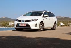 Toyota Auris II Touring Sports D-4D 125 124KM 91kW od 2013 - Oceń swoje auto
