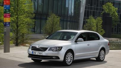 Skoda Superb II Liftback Facelifting (2013)