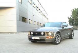 Ford Mustang V Coupe V6 3.7 305KM 224kW 2010-2014 - Oceń swoje auto