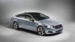 Jaguar XJ 2014 - prawy bok