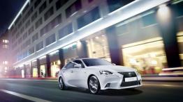 Lexus IS III 250 F-Sport (2014) - widok z przodu