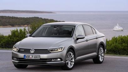 Volkswagen Passat B8 sedan 2.0 TDI 240KM 4MOTION (2015)