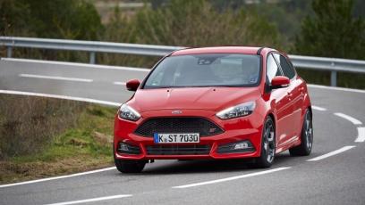 Ford Focus III ST Hatchback Facelifting 2.0 TDCi (2015)