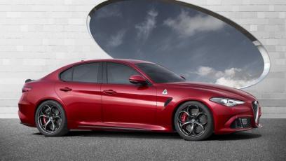 Alfa Romeo Giulia Quadrifoglio (2015)