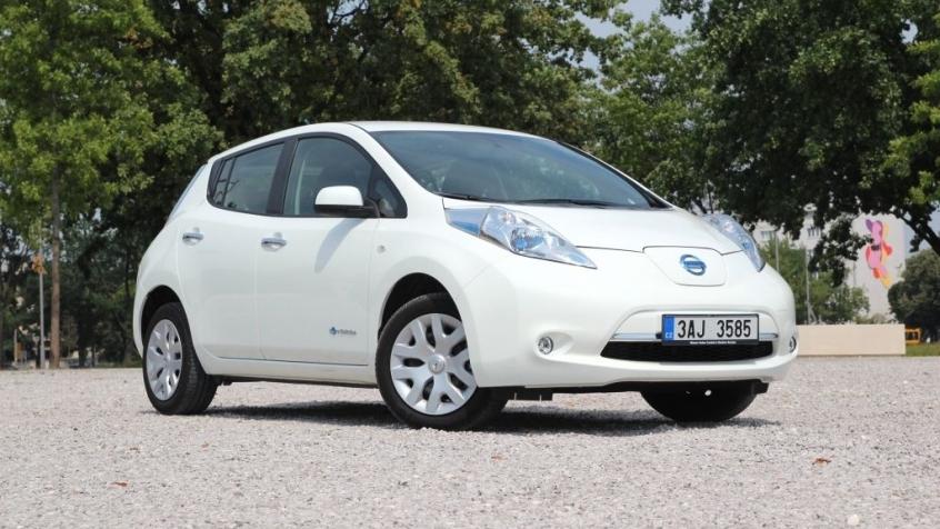 Nissan Leaf I Hatchback 5d Elektryczny 109KM 80kW 2011-2016