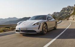 Porsche Taycan Cross Turismo Turbo S 93.4kWh 761KM 560kW od 2021