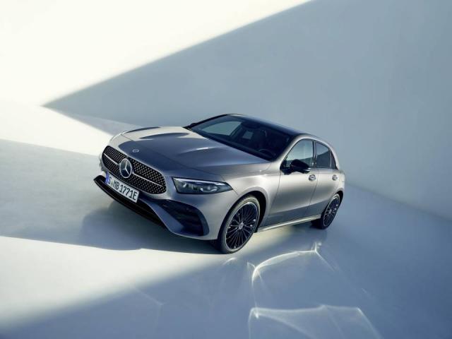Mercedes Klasa A W177/V177 Hatchback Facelifting 2.0 220 190KM 140kW od 2022