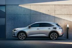DS 7 Crossback E-Tense 1.6 Hybrid  300KM 221kW 2020-2022 - Oceń swoje auto