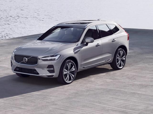 Volvo XC60 II Crossover Facelifting 2.0 B5 250KM 184kW 2022-2025