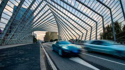 Zysk operacyjny Porsche spadł o 92,7 proc. Firma tnie koszty i wdraża strategię 2035