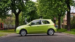 Zielony szaraczek - Nissan Micra
