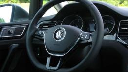 Volkswagen Golf Sportsvan - lek na ból głowy