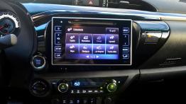 Toyota Hilux 50th Anniversary - galeria redakcyjna - inny element panelu przedniego