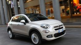 Fiat 500X Lounge (2015) - prawy bok