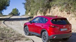 Mazda CX-5 Facelifting SKYACTIV-G AWD (2015) - widok z tyłu