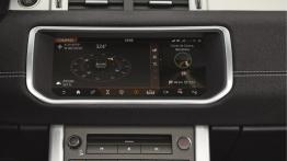 Range Rover Evoque Cabrio (2016) - ekran systemu multimedialnego